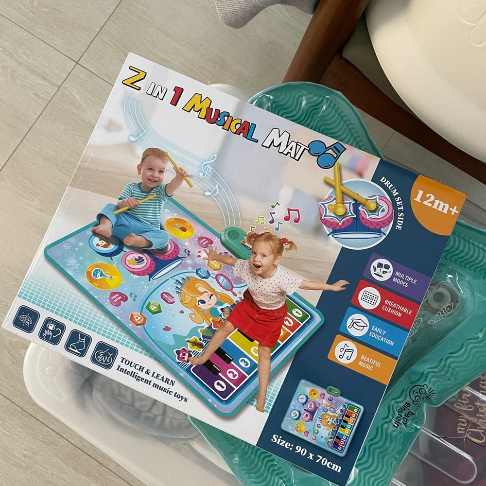 2 in 1 musical mat +batteries